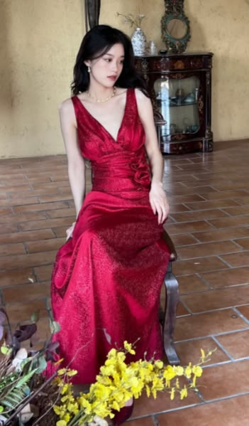 Vintage Burgundy V-Neck Sleeveless Mermaid Ruched Waist Floral Prom Dress TP5848