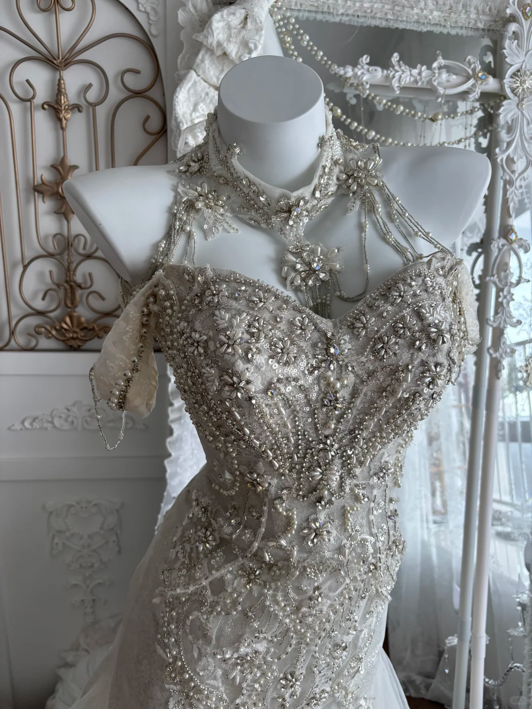 White Halter Neck Beaded Waist-Cinched Sexy Bodycon Prom Gown, Evening Gown & Bridal Wedding Gown gh7345