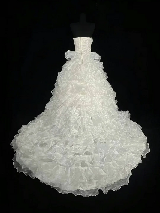 White Strapless Waist-Cinched Gown with Tiered Skirt, suitable for prom, birthday parties and wedding dress gh7165