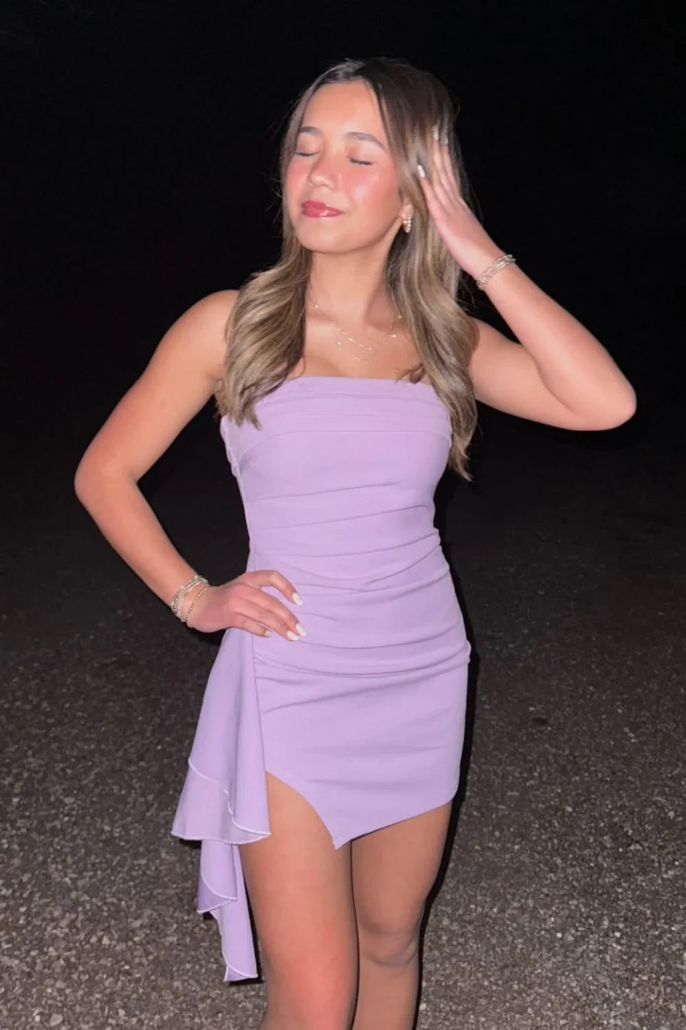 Simple Satin Bodycon Strapless Mini Homecoming Dress