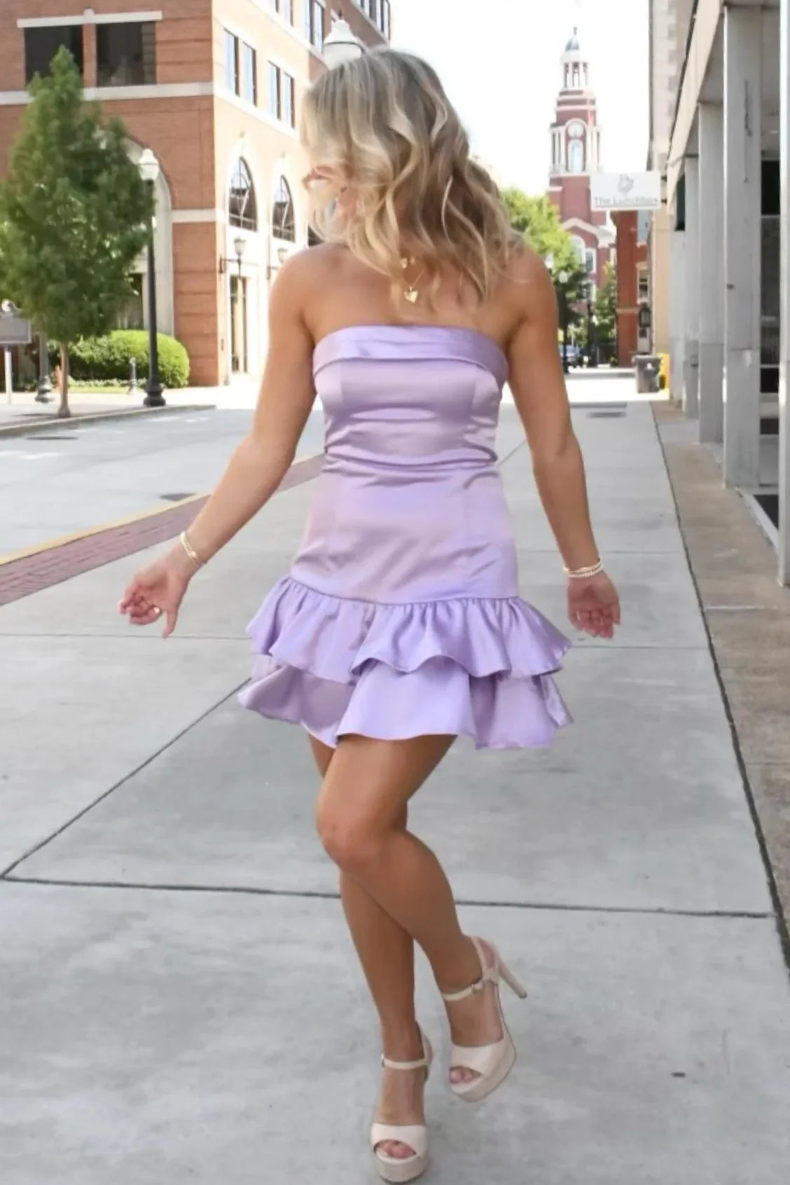 Lilac Satin A-Line Strapless Sleeveless Tiered Homecoming Dress