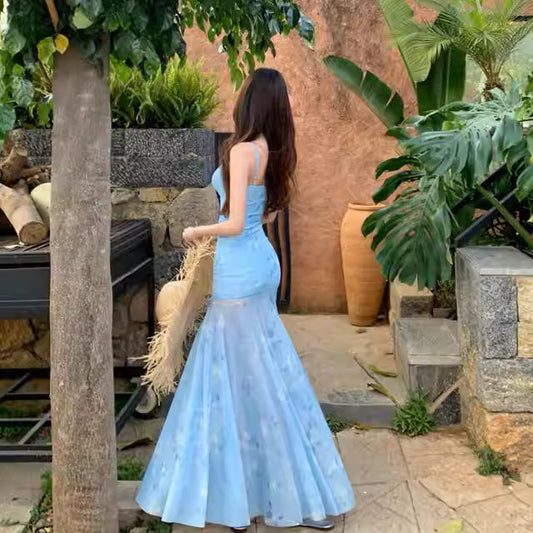 Stylish lace-trimmed spaghetti strap dress, new summer style, waist-cinching, youthful printed mesh fishtail maxi dress 11451