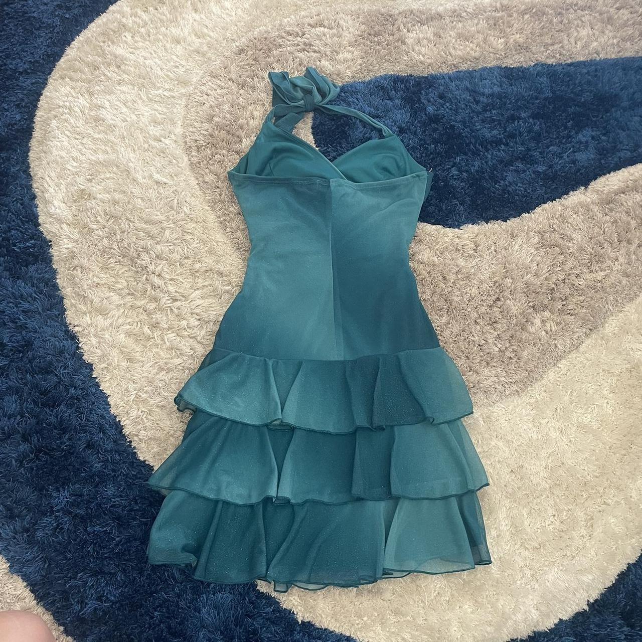 Sweet Glitter Halterneck V-neck Ruffled Mini 16th Birthday Homecoming Dress P3706
