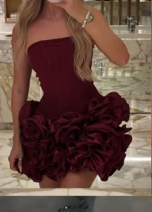 Chic Homecoming Dress Burgundy Strapless Ruffle Cocktail Dress Short Birthday Party Dress P4951