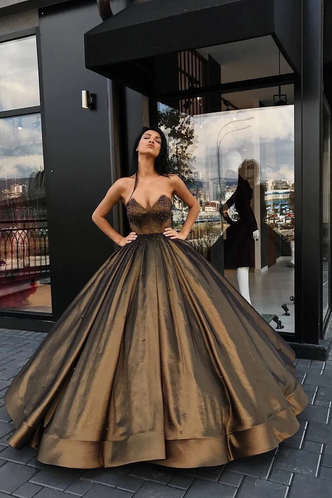 Ball Gown Sweetheart Brown Long Strapless Beads Sleeveless Quinceanera Dresses gh2223