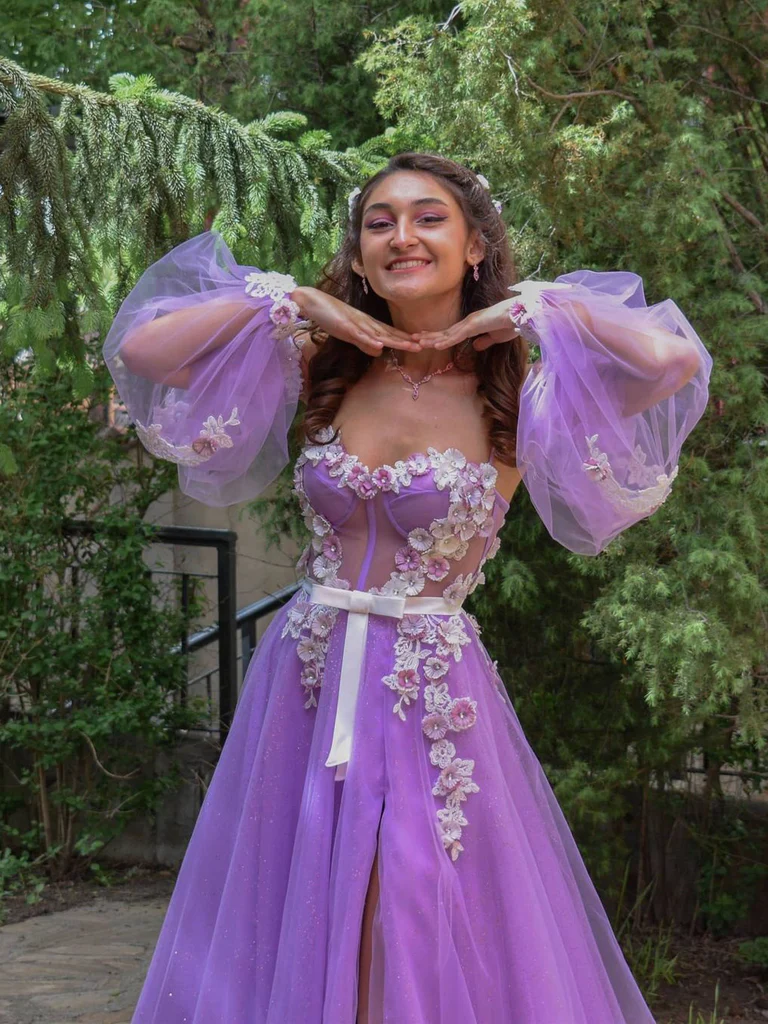Gorgeous Rhinestone Floral Tulle A-line Prom Dresses Gowns gh2149