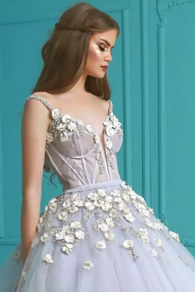 Ball Gown Spaghetti Straps Quinceanera Dresses With Handmade Flowers Tulle gh2069