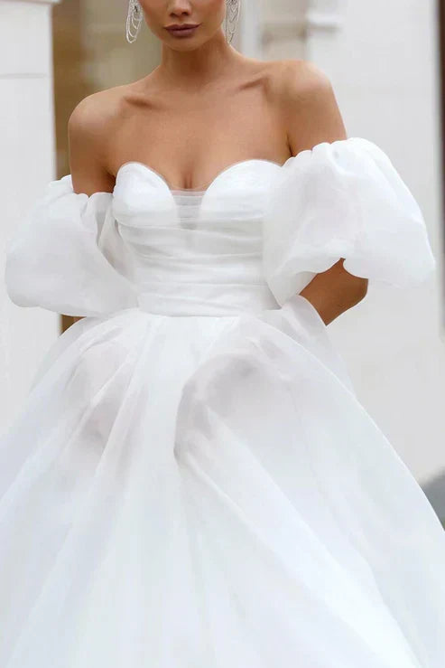 Sweetheart Short Sleeves A-Line Empire Wedding Dress With Train