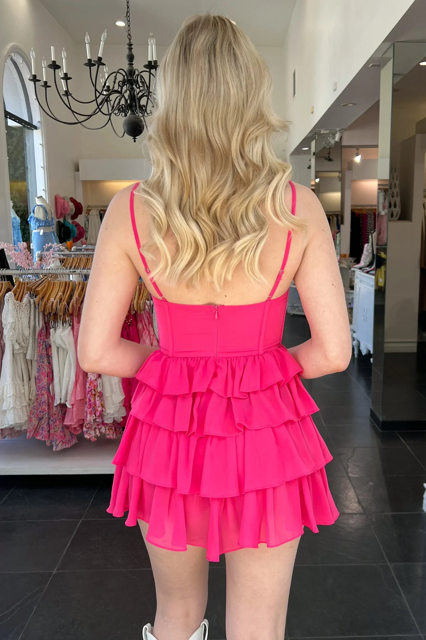 Sweetheart Sleeveless A-Line Tiered Homecoming And Holiday Dress