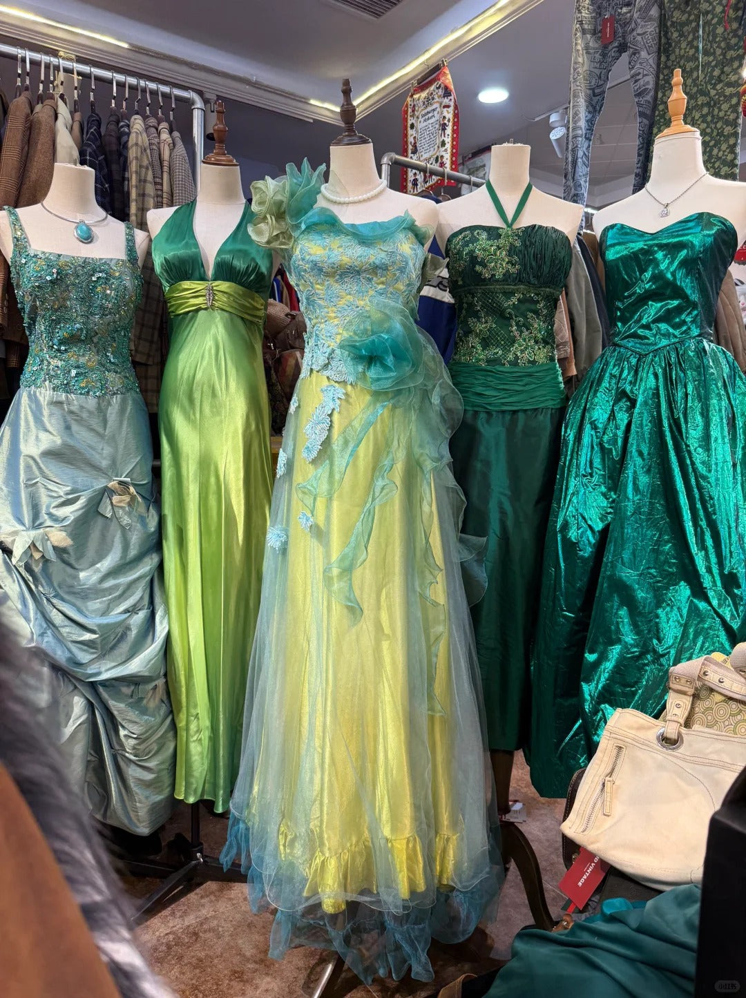 Green Gorgeous Fashion Vintage Delicate Floral Beaded Sequins Elegant Long Satin Ball Gown Evening Gown Party Dress gh4140