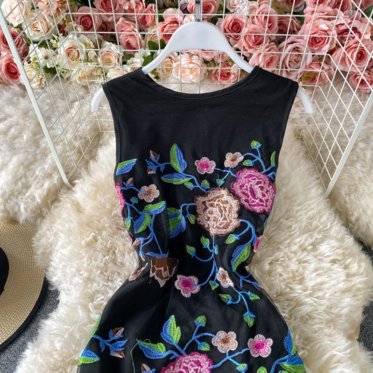 Round neck sleeveless mesh embroidered slim long skirt 2945