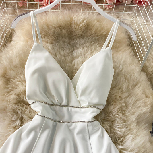 Low cut V-neck, open back, waist closed, strapless princess skirt 2784