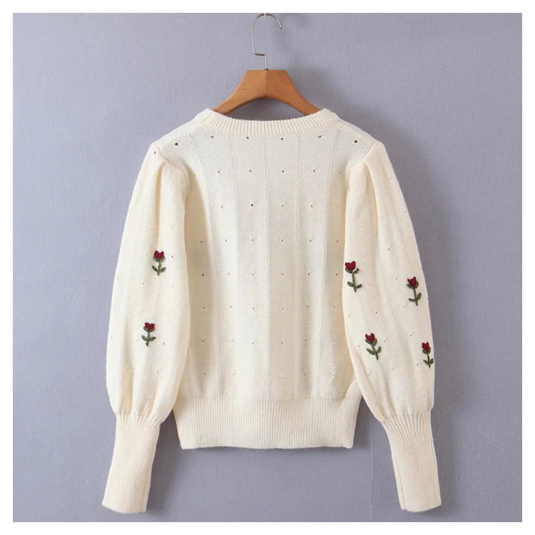 Lazy wind retro Flower Embroidered round neck Pullover Sweater 7328