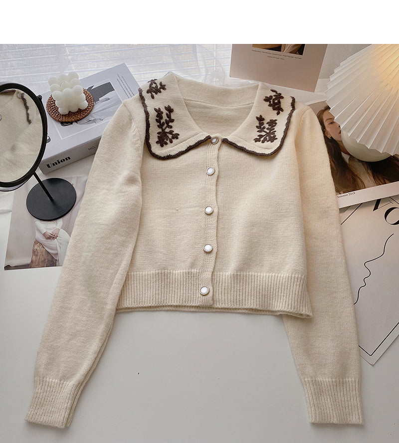 Western style retro embroidered doll neck short long sleeve Knitted Top 5969