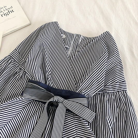 The new Korean bow tie tie stripe waist closure is versatile 6238