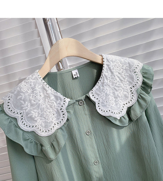 Lace doll neck Vintage age reducing shirt 6403