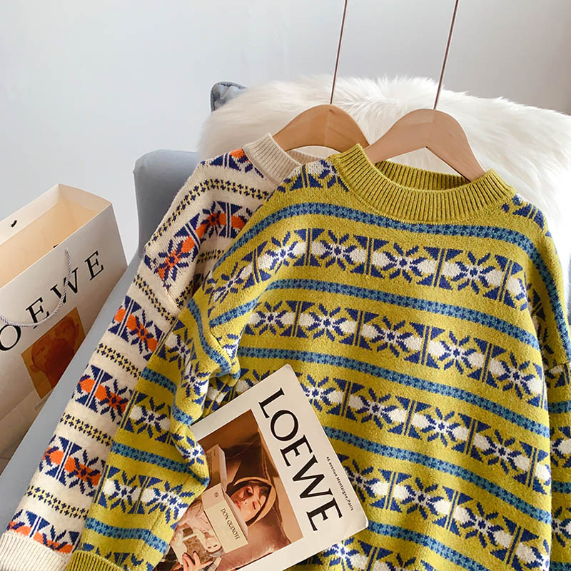 Round neck Vintage jacquard soft waxy sweater female 5166