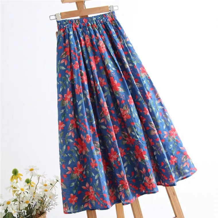 New, fresh, floral skirt, soft and flowing, pleated midi skirt 3577