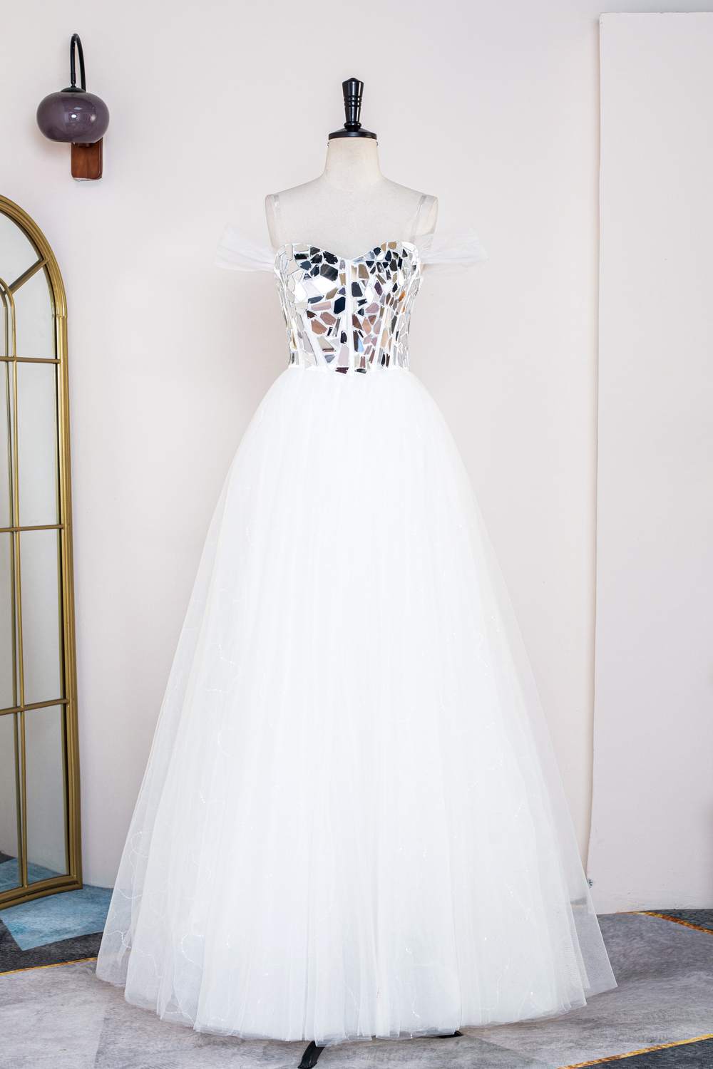 White Mirror-Cut Sequined Top A-line Tulle Long Prom Dress