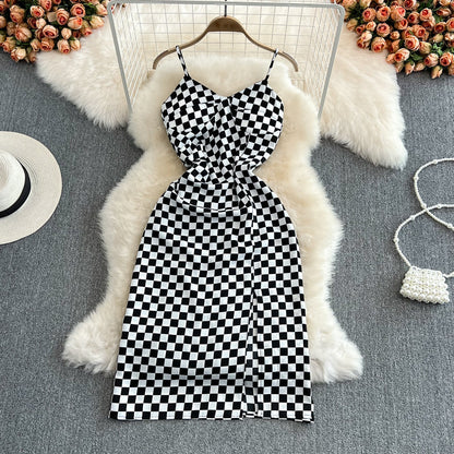 Fashion sleeveless backless split V-neck checkerboard dress  11126