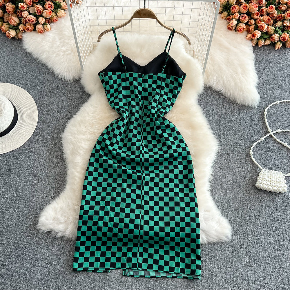 Fashion sleeveless backless split V-neck checkerboard dress  11126