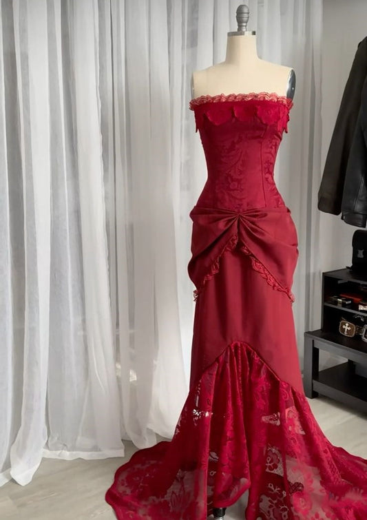 girlhomeshops--Red Vintage Elegant Long Lace Floor-Length Ball Gown Prom Dress gh5670