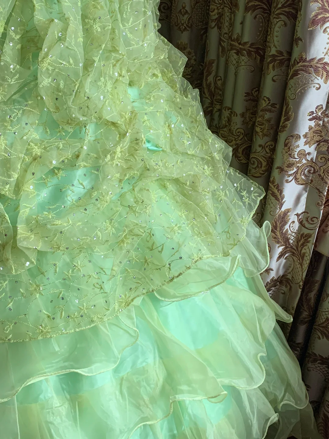 Fresh Green Spaghetti Strap Waist-Cinched Voluminous Skirt Prom Dress, Birthday Ball Gown, Evening Party Gown gh7280