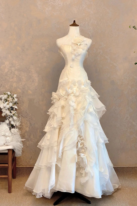girlhomeshops-Cream Tulle Halter-Neck 3D Flower-Embellished Floor-Length Court-Style Wedding Dress gh6364