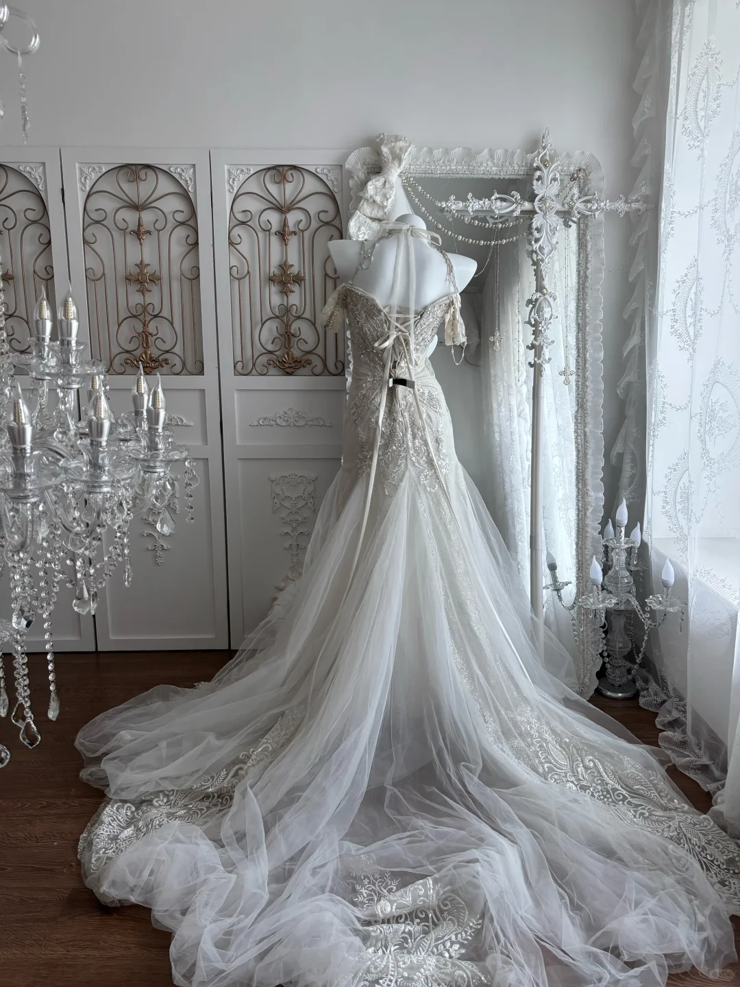 White Halter Neck Beaded Waist-Cinched Sexy Bodycon Prom Gown, Evening Gown & Bridal Wedding Gown gh7345