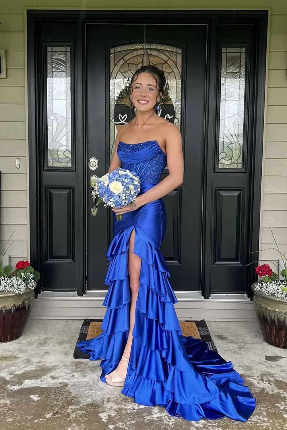 Bateau Strapless Appliques Tiered Formal Party Dress