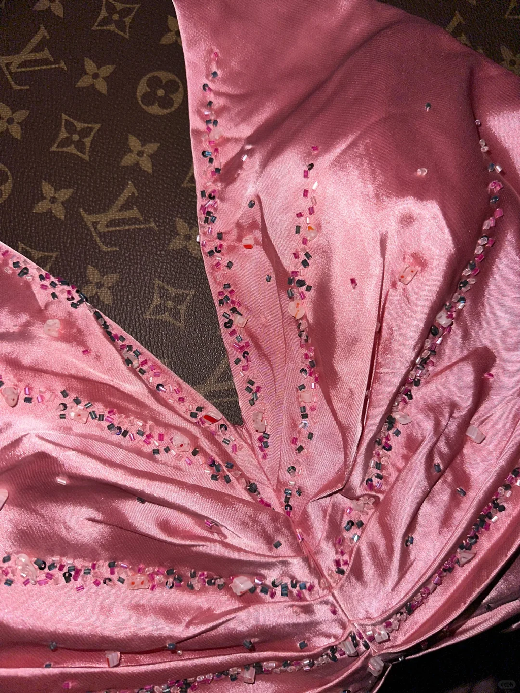 Glamorous Rose Pink Satin Mermaid V-Neck Evening Gown TP5350