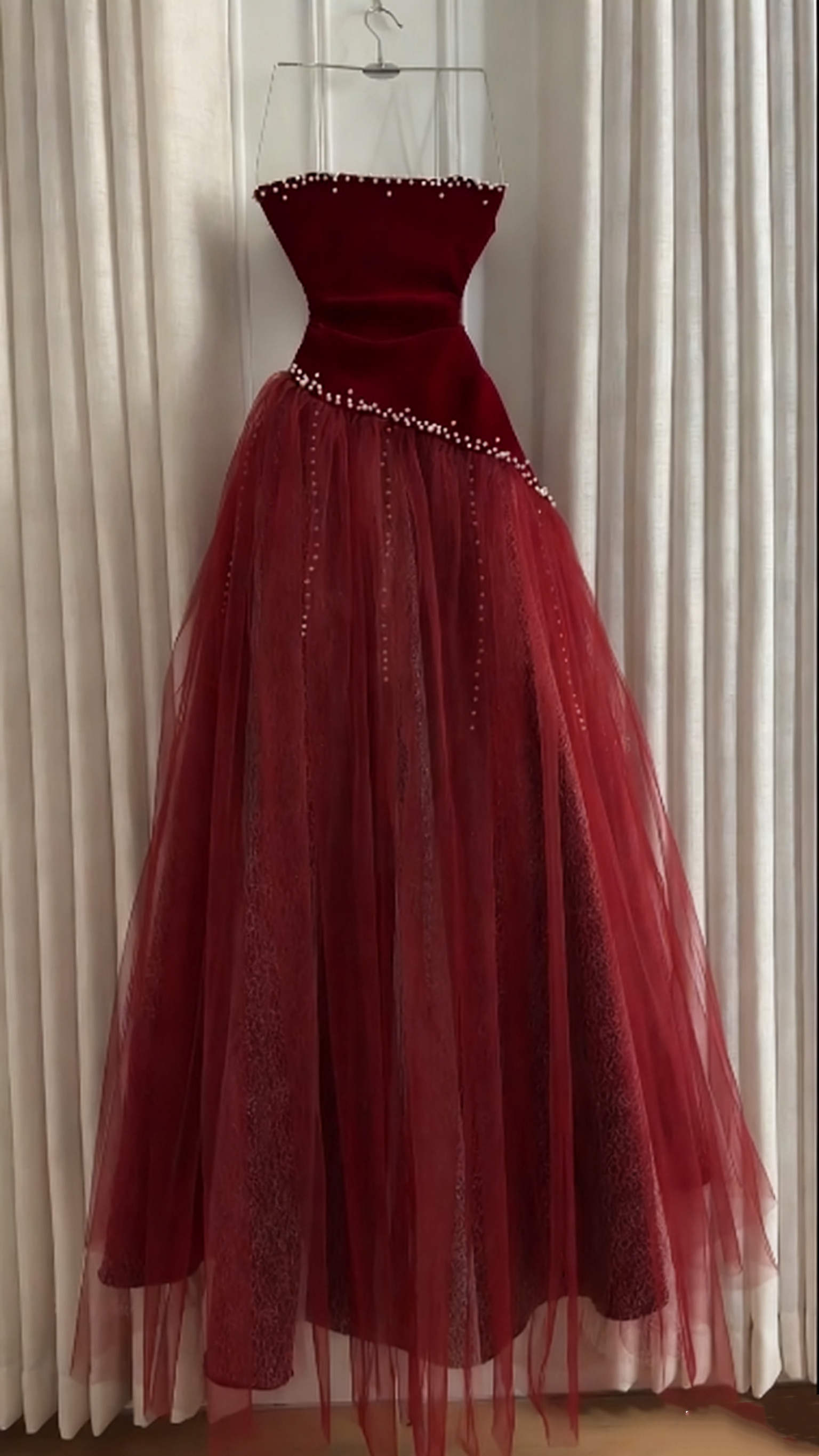 Sleeveless Burgundy Velvet & Tulle Gown | Luxury Elegant Pearl Trim Train Dress for Gala Ball gh6471