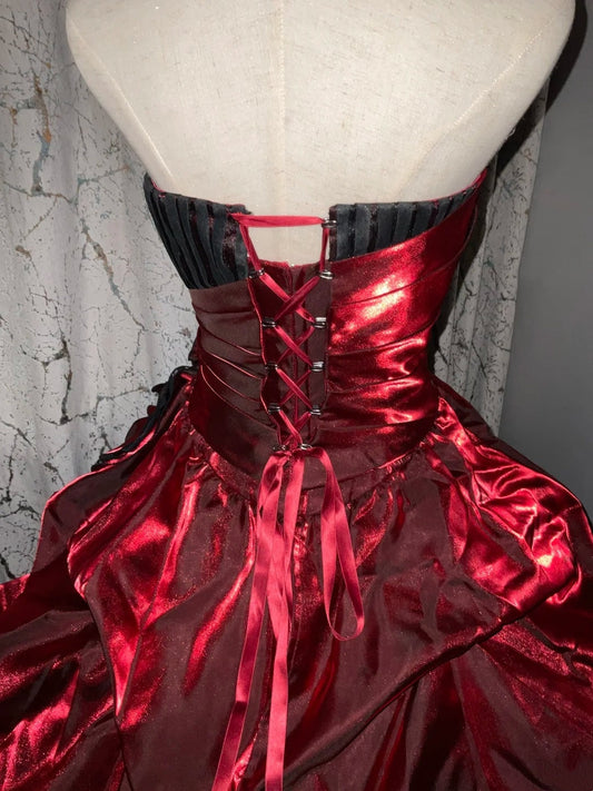 girlhomeshops-Burgundy-Black Paneled Shiny Satin Strapless Sleeveless Floor-Length Gothic Ball Gown gh6317