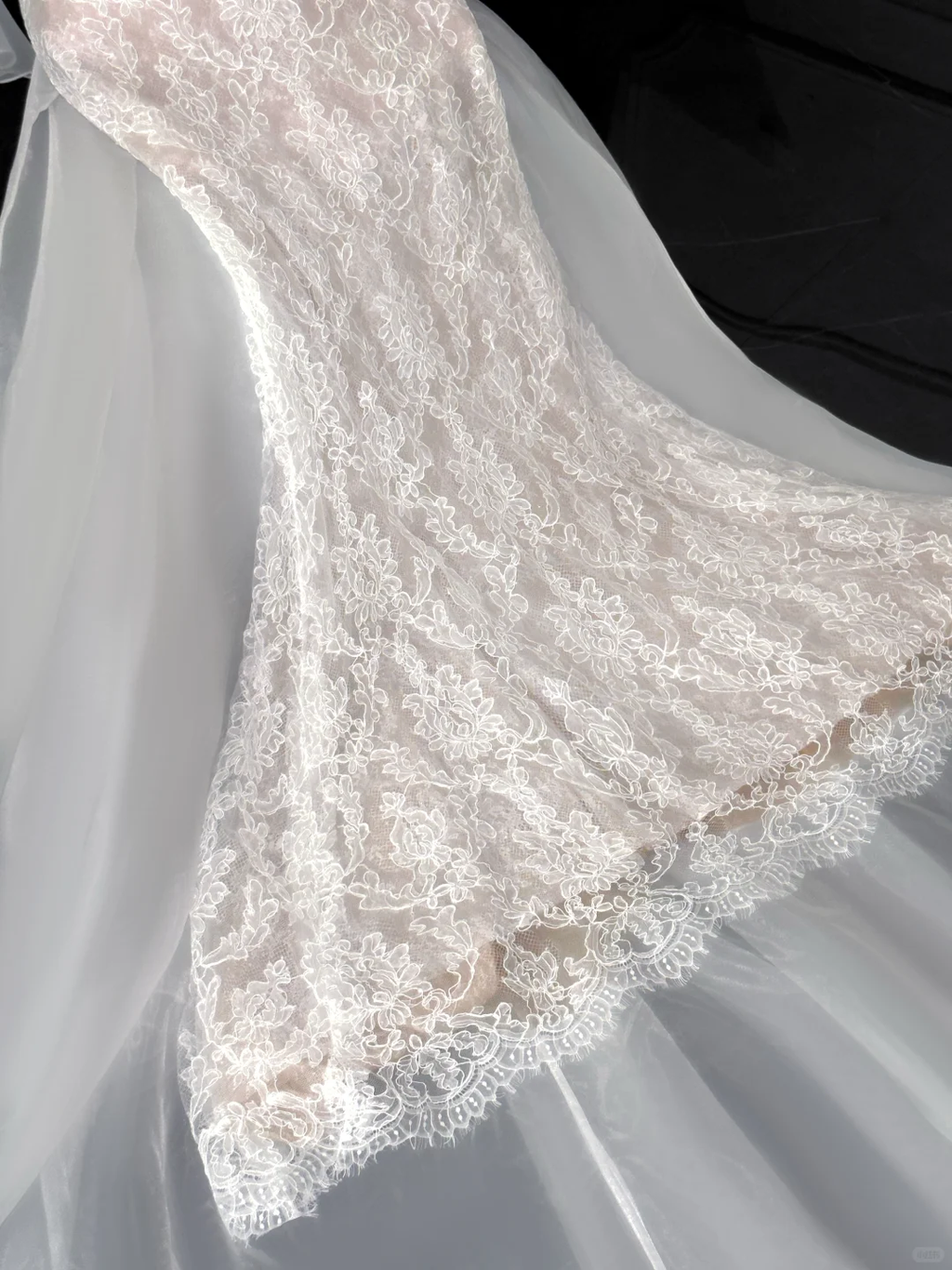 Elegant Ivory Applique Design Mermaid Wedding Dress TP4222