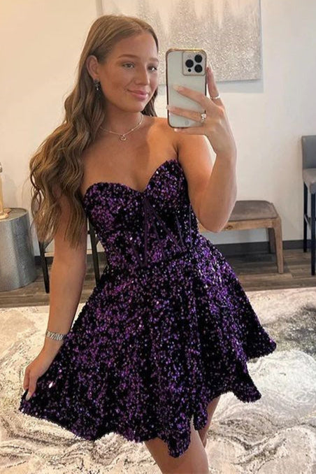 A-Line/Princess Sweetheart Sleeveless Short Homecoming  Dresses