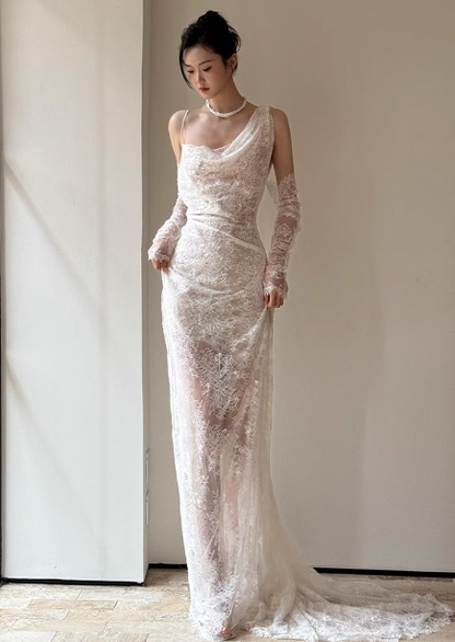 Elegant White Strappy Backless Lace Train Wedding Dress P4453