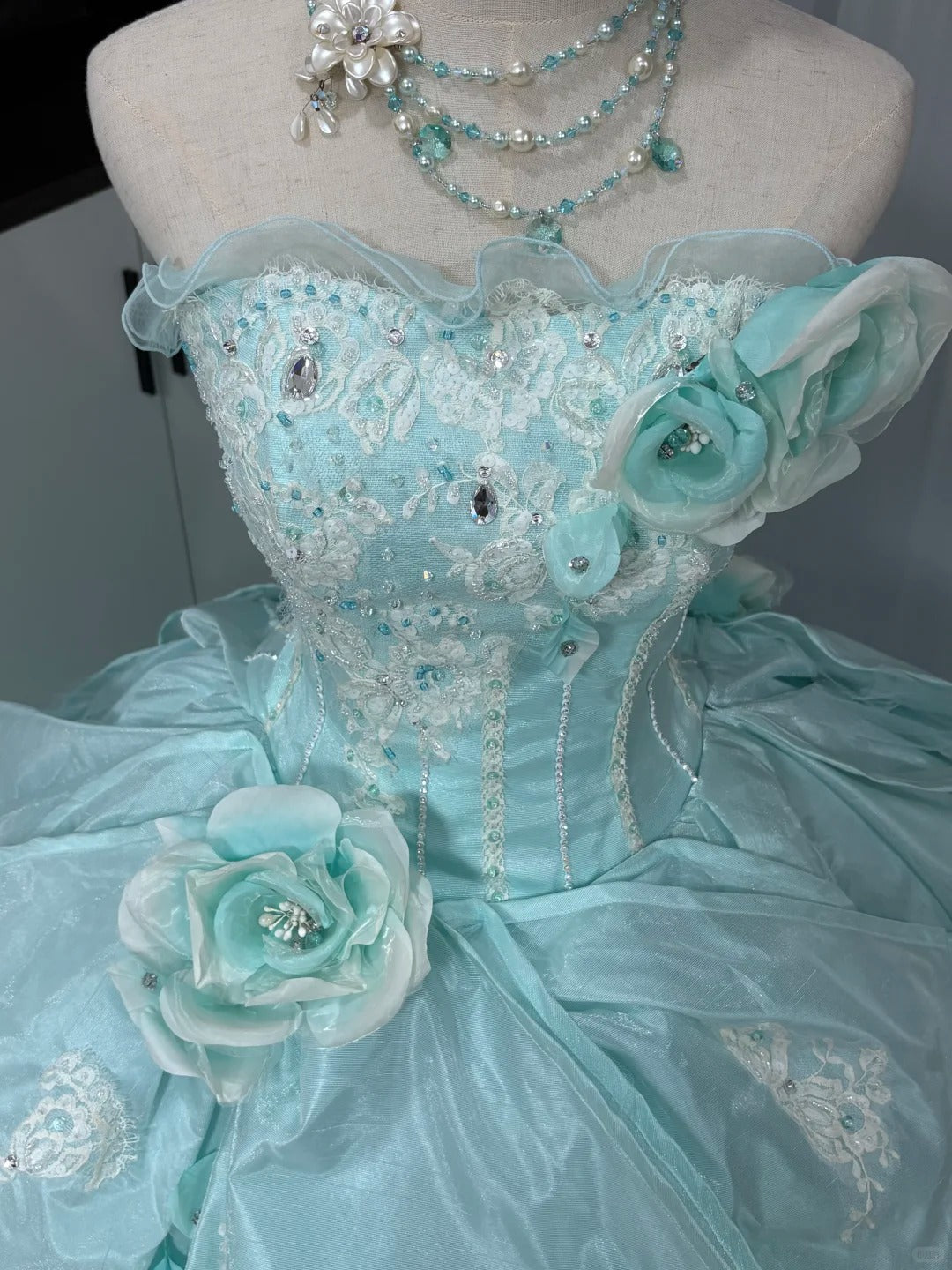 Mint Green Gorgeous Beaded Long Satin Tulle Ball Gown Evening Dress gh4827