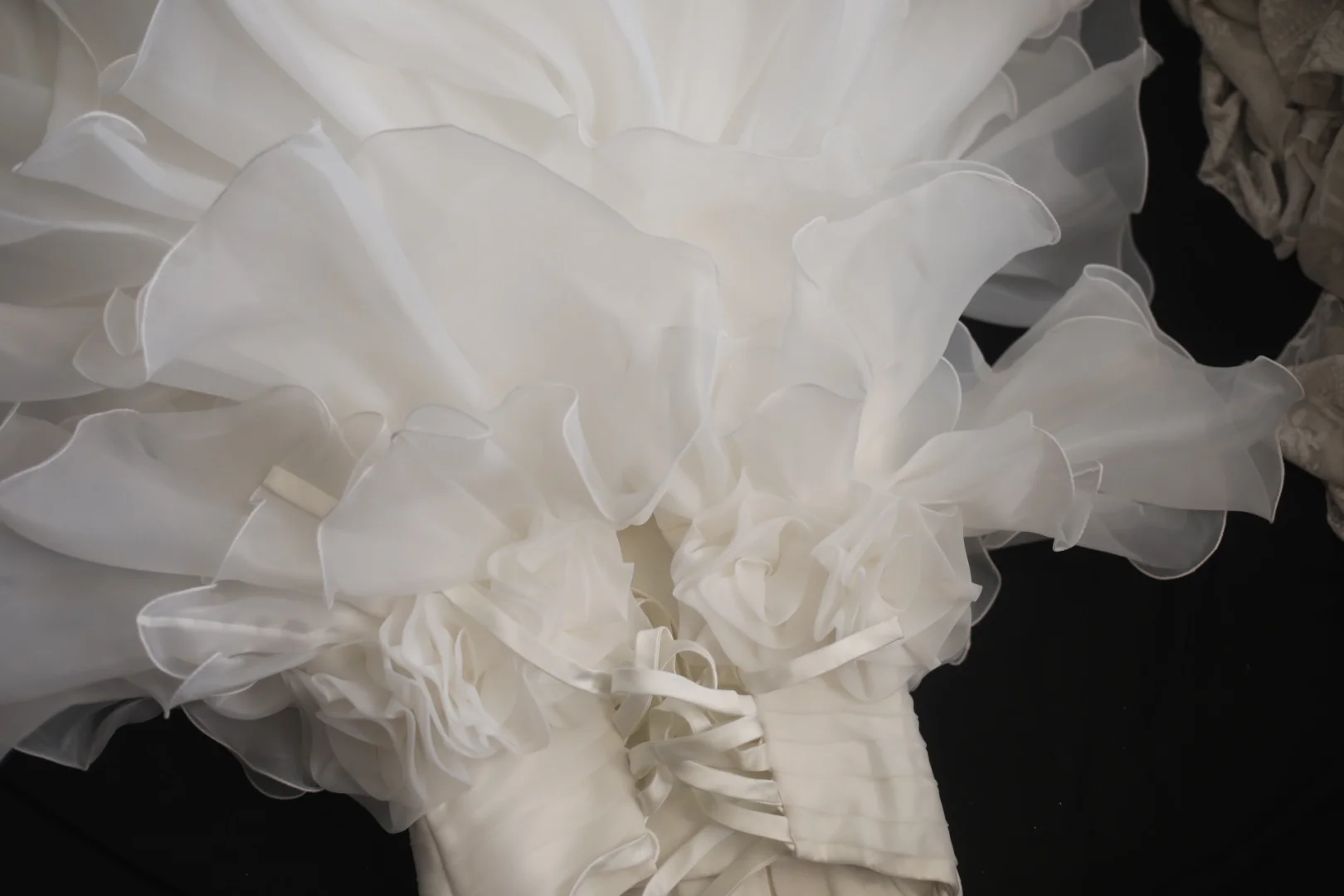 Retro Long Tiered Skirt White Strapless Formal Evening Dress gh7120