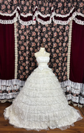 Beautiful Ivory Tulle Lace Strapless Appliques Sweet 16th Quinceanera A-Line Floor-length Tiered Evening Dress Prom Dress Ball Gown TP4260
