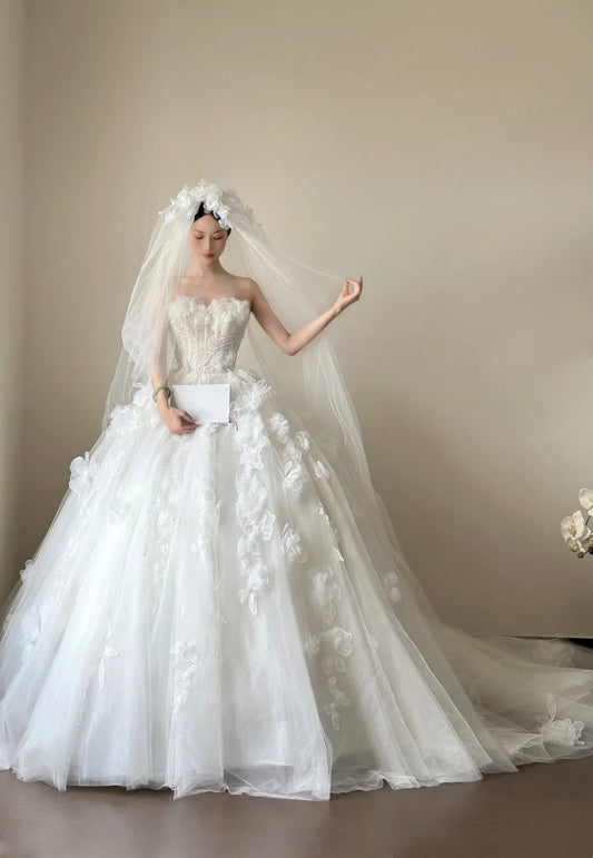 girlhomeshops- Vintage White 3D Floral Strapless Long Train Court Style Wedding Gown gh6093