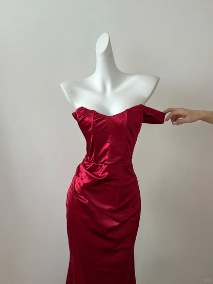 Red shiny fashion elegant long floor-length trailing satin sexy slit ball gown evening dress party dress prom dress gh4053