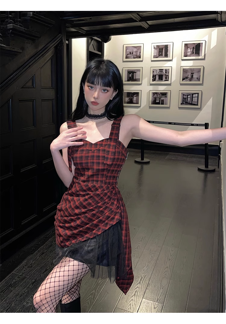 New Fashion Design Sense Red & Black Plaid Spaghetti Strap Dress TP2922