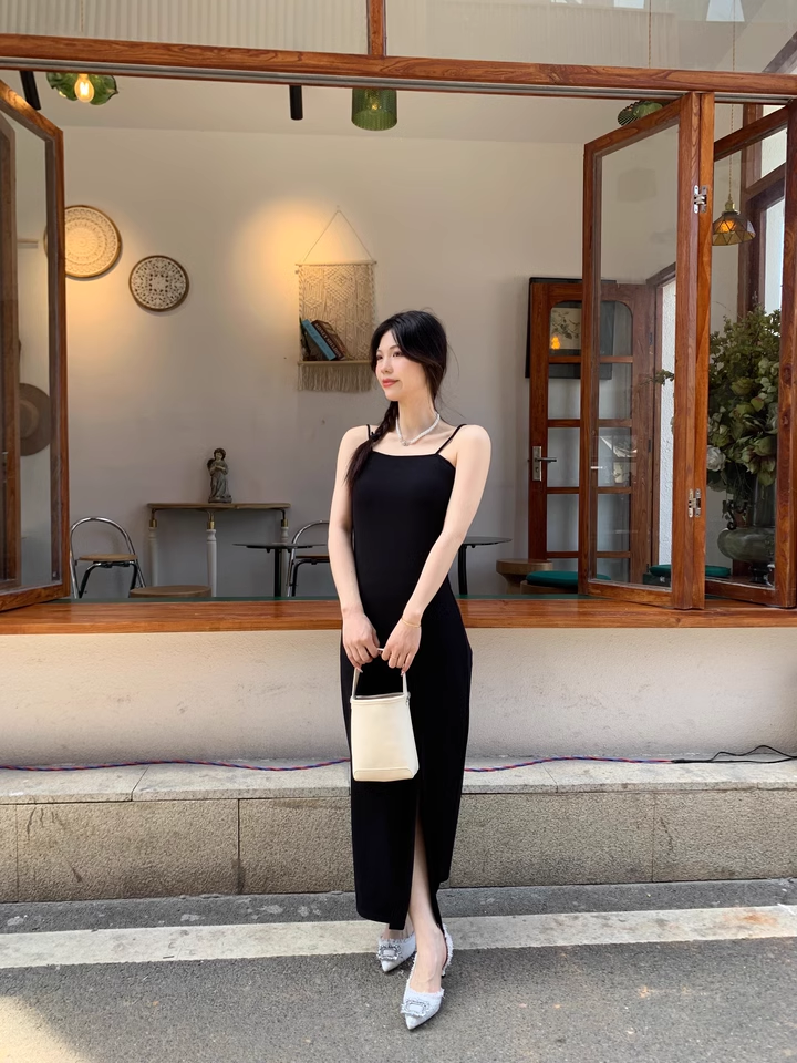 Elegant Fashion Black Sleeveless Spaghetti Strap Dress TP2975