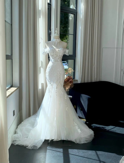 Retro White Mermaid Off-the-Shoulder Herringbone Lace Tulle Wedding Dress with Train P4082