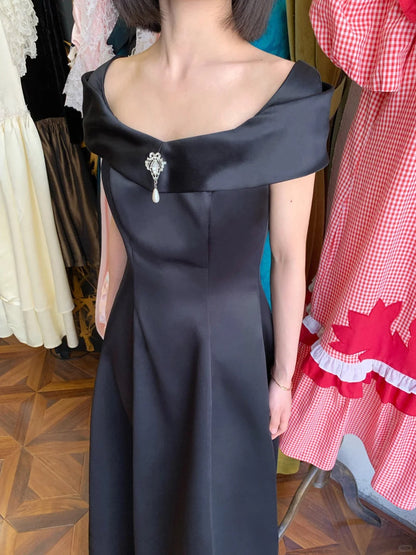 Vintage Black Off-the-Shoulder A-Line Satin Long Prom Dress Evening Dress P4821