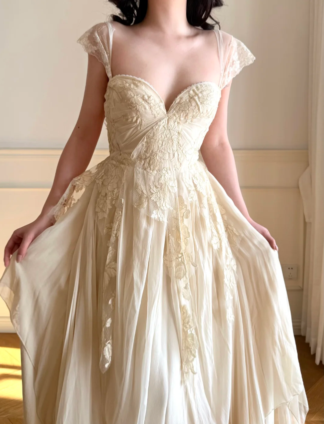 Elegant Off-White A-Line Lace Chiffon Long Prom Dress Evening Dress P4862