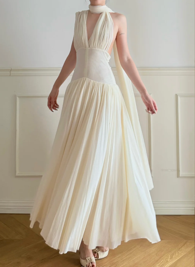 Elegant Off-White Halter V-Neck Backless Pleated Chiffon A-Line Long Prom Dress Evening Dress P4877
