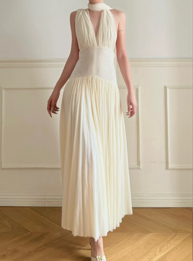 Elegant Off-White Halter V-Neck Backless Pleated Chiffon A-Line Long Prom Dress Evening Dress P4877