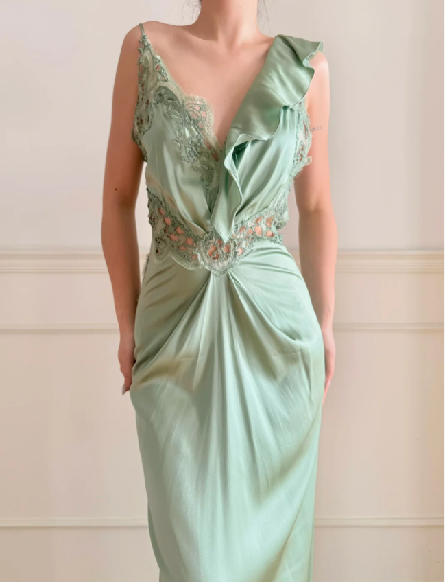 Elegant Green V-Neck Mermaid Ruffle Cutout Lace Satin Long Prom Dress Evening Dress P4881