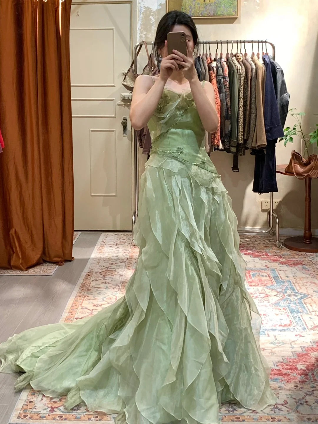 Fresh Mint Green Spaghetti Strap 3D Rose Applique Layered Ruffle Train Organza Prom Dress Evening Dress P4885